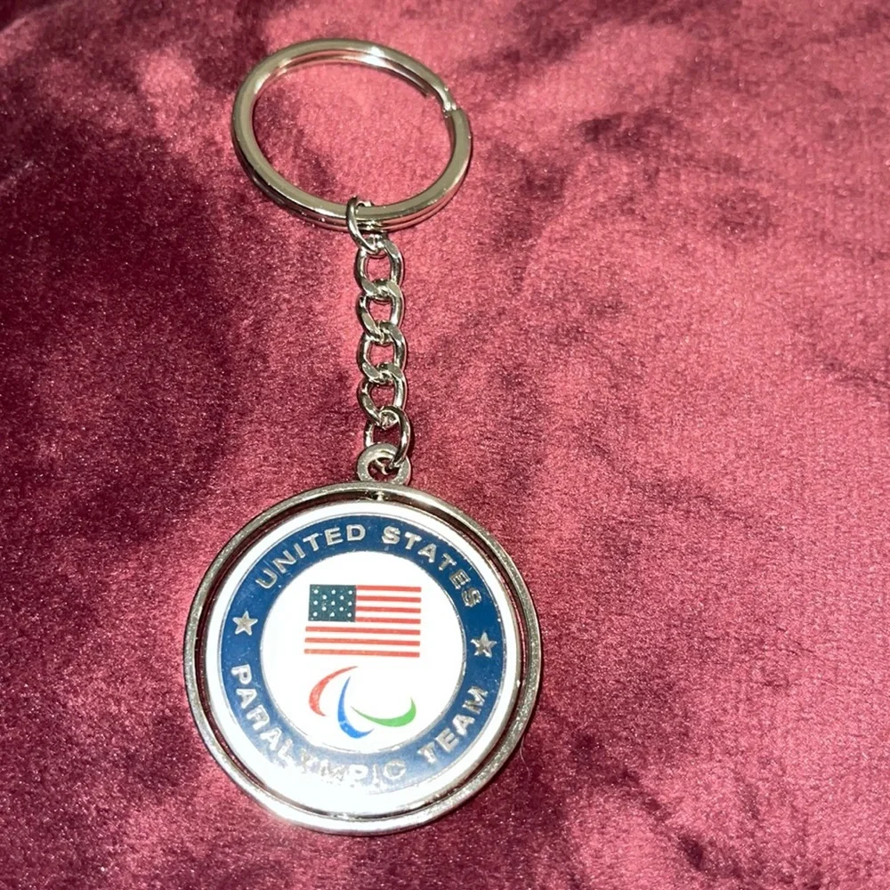 New US Paralympic Team swivel keychain